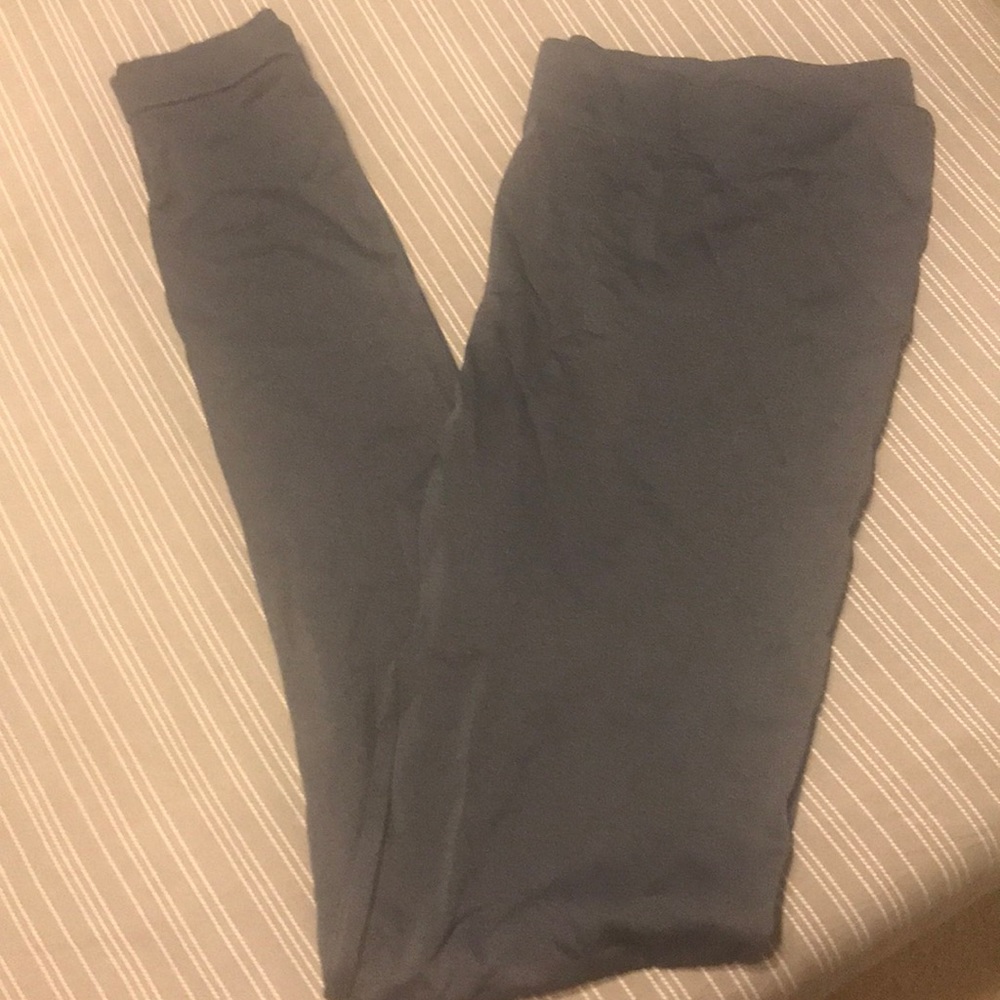 Grey leggings